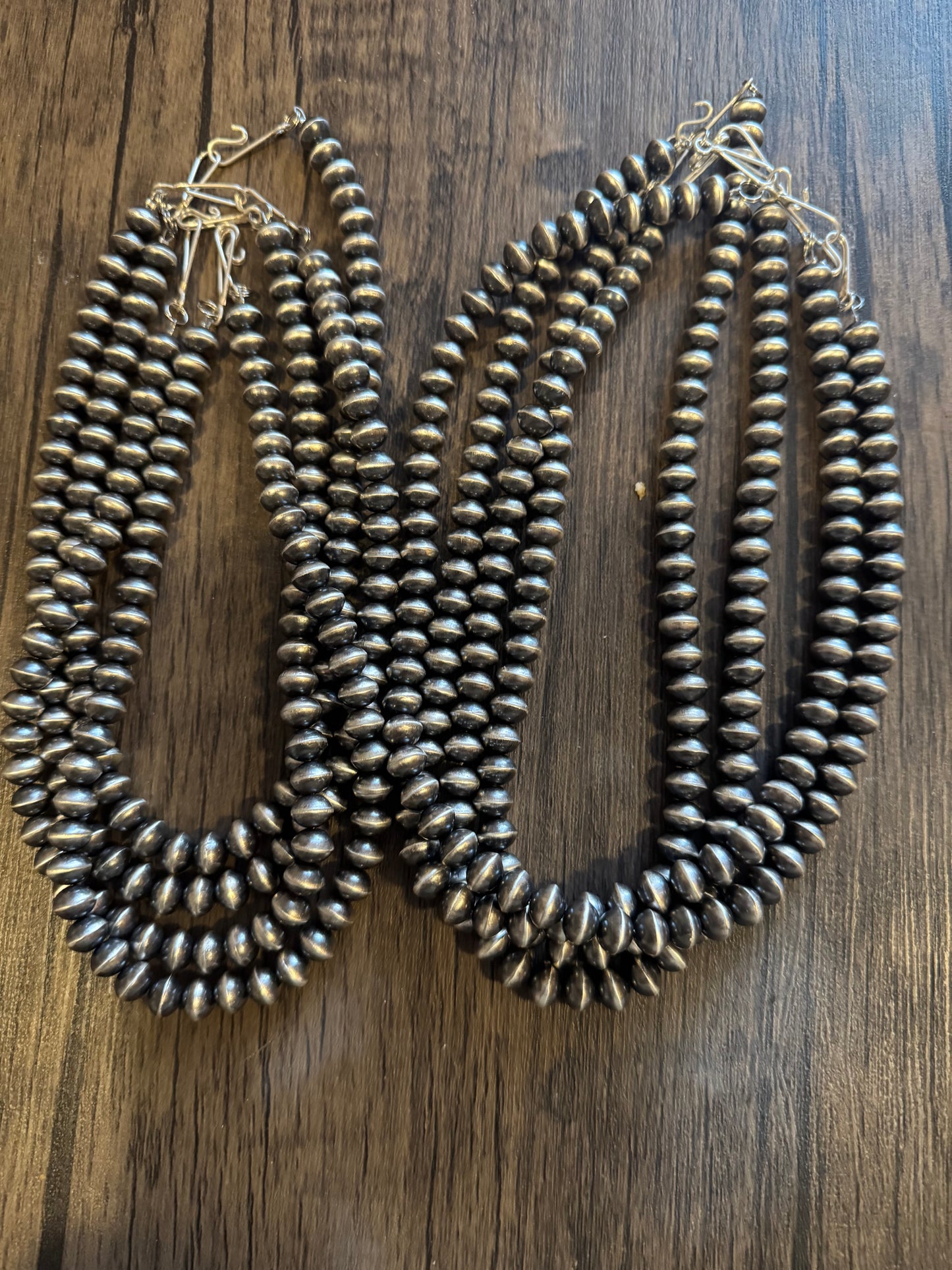 Native pearls 10mm 16”