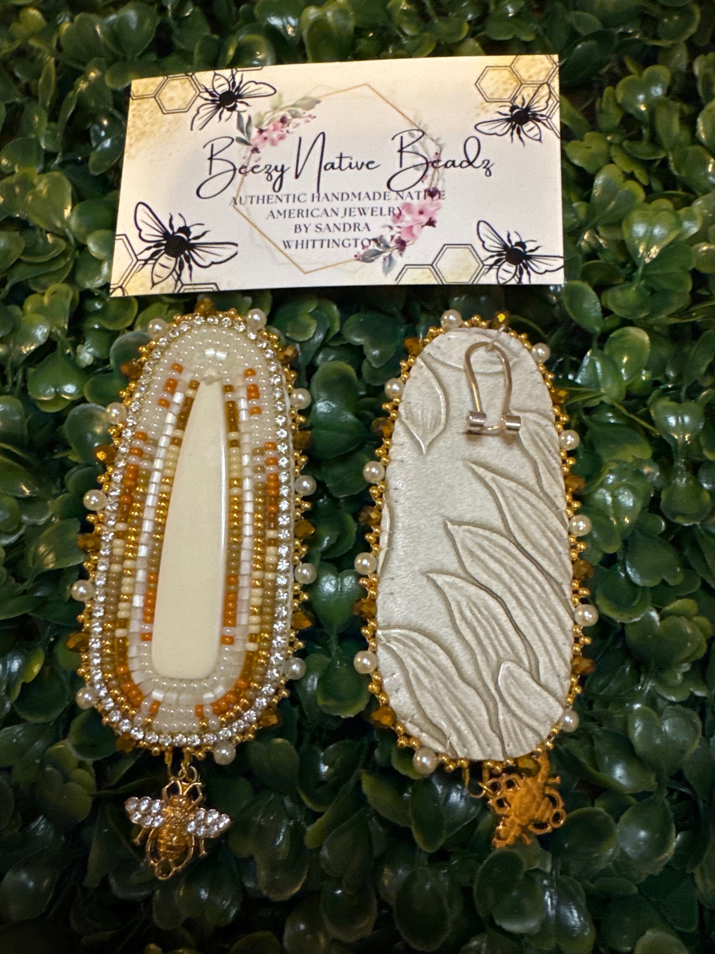 Gold Honeybee